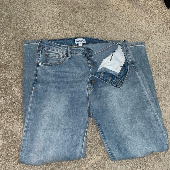 NWT Ripped Baggy Style Jeans - Picture 2 of 4